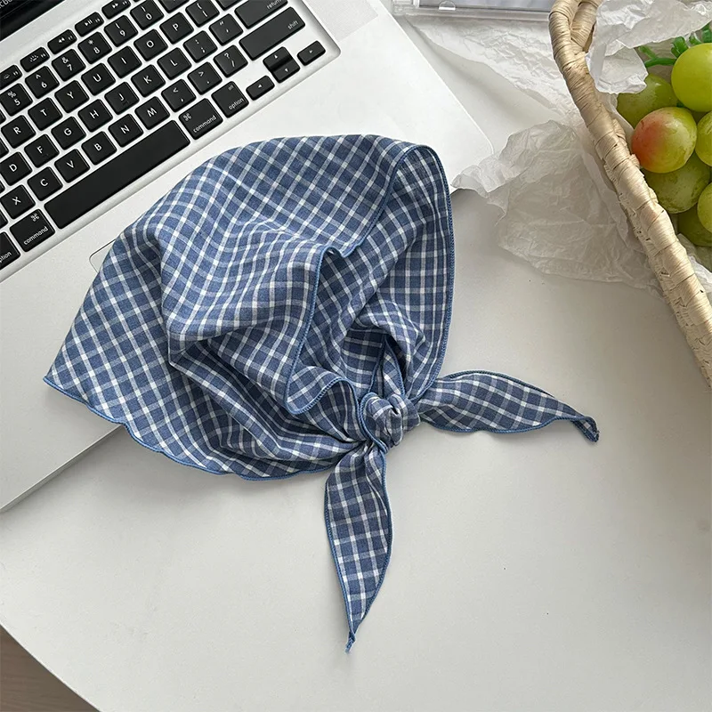 4Colors Classic Plaid Triangle Scarf Cotton Handkerchief Hair Scarf Neck Tie Kerchief Elegant Plaid Headband for Women 94*55cm
4Colors Classic Plaid Triangle Scarf Cotton Handkerchief Hair Scarf Neck Tie Kerchief Elegant Plaid Headband for Women 94*55cm