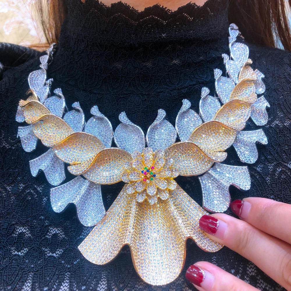 Soramoore Super Big Luxury 4PCS Flowers African Jewelry Sets For Women Wedding Cubic Zirconia Dubai Bridal SetS 2023 Costum Gift
Soramoore Super Big Luxury 4PCS Flowers African Jewelry Sets For Women Wedding Cubic Zirconia Dubai Bridal SetS 2023 Costum Gift