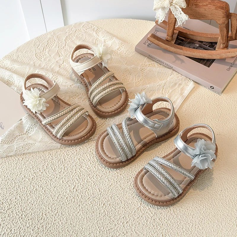 Kid's Shoes Girls' Summer 2026 Open Toe Breathable Fairy Beach Sandals Elegant Flat Bottom Children's Shoes Size 21-30
Kid's Shoes Girls' Summer 2026 Open Toe Breathable Fairy Beach Sandals Elegant Flat Bottom Children's Shoes Size 21-30