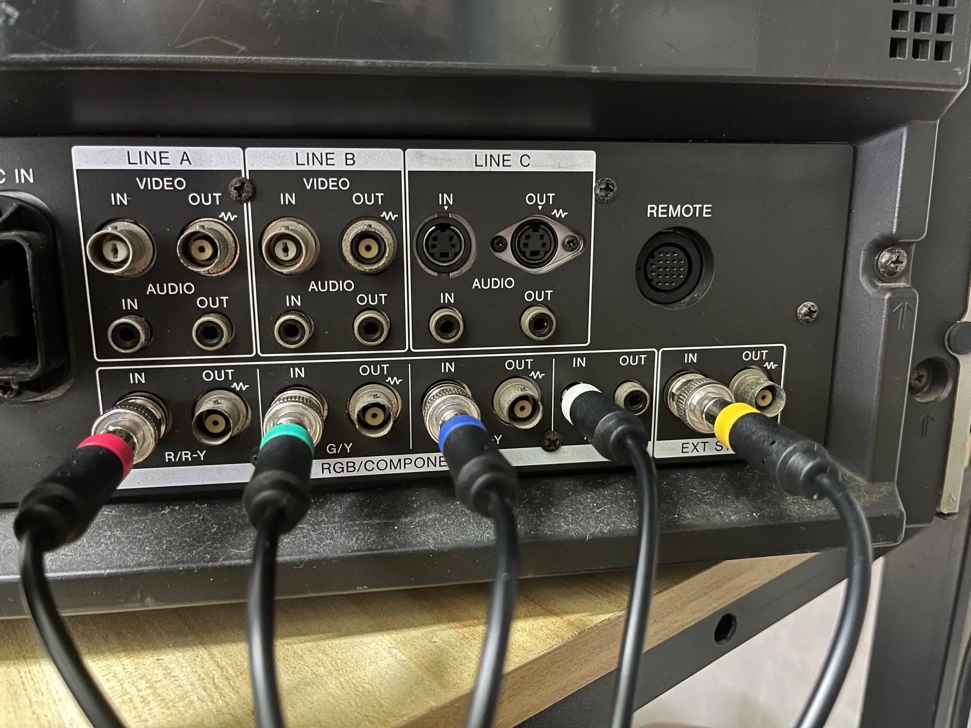 MD2 Console RGBS Cable for PVM/BVM Monitor – Pure Copper, Gold-Plated, Sync Video/Audio Cord (Not for Component TV)
MD2 Console RGBS Cable for PVM/BVM Monitor – Pure Copper, Gold-Plated, Sync Video/Audio Cord (Not for Component TV)