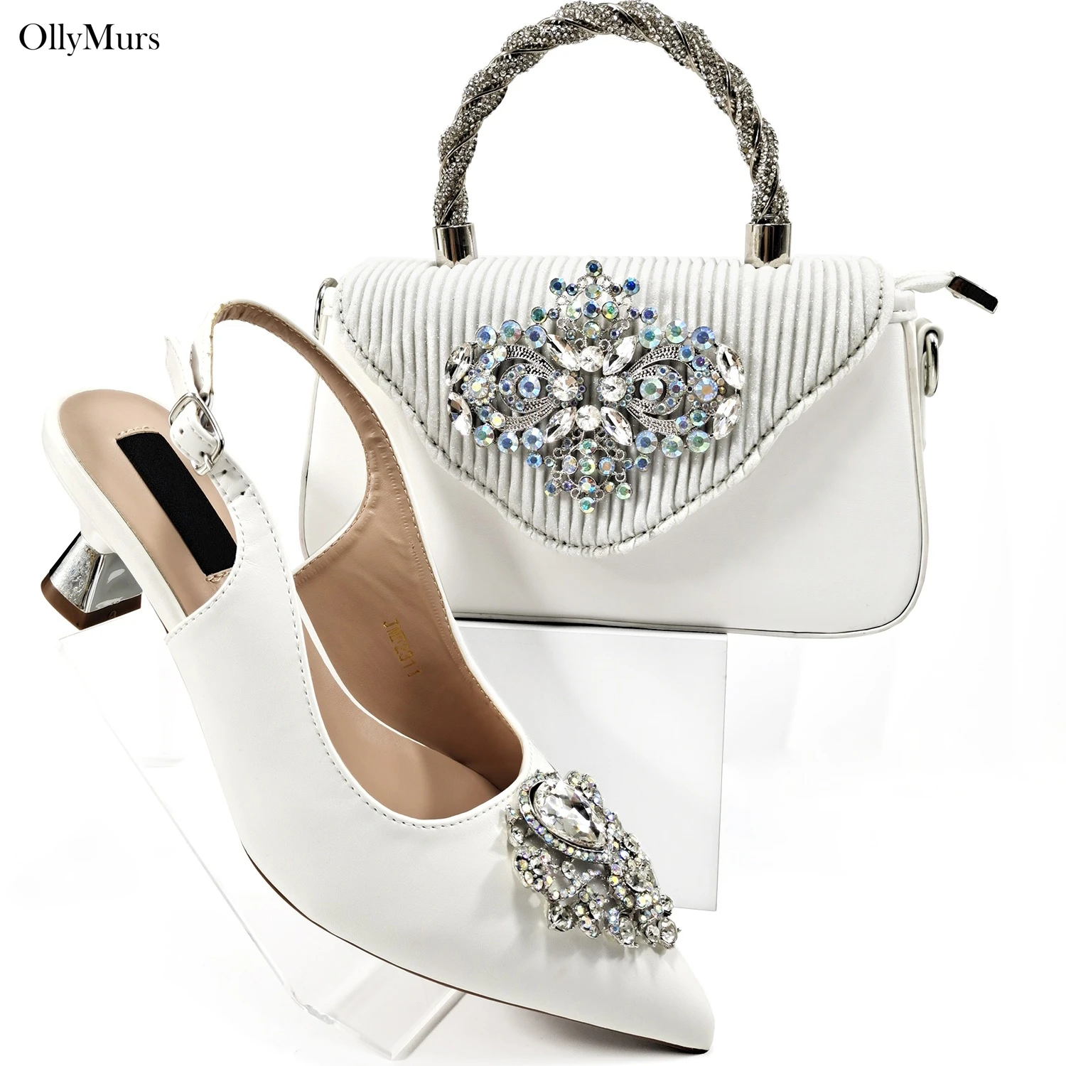 Новейшие модные туфли в африканском стиле со стразами и подходящим комплектом сумок для отдыха, женские туфли на низком каблуке и комплект сумок для вечеринок
Новейшие модные туфли в африканском стиле со стразами и подходящим комплектом сумок для отдыха, женские туфли на низком каблуке и комплект сумок для вечеринок