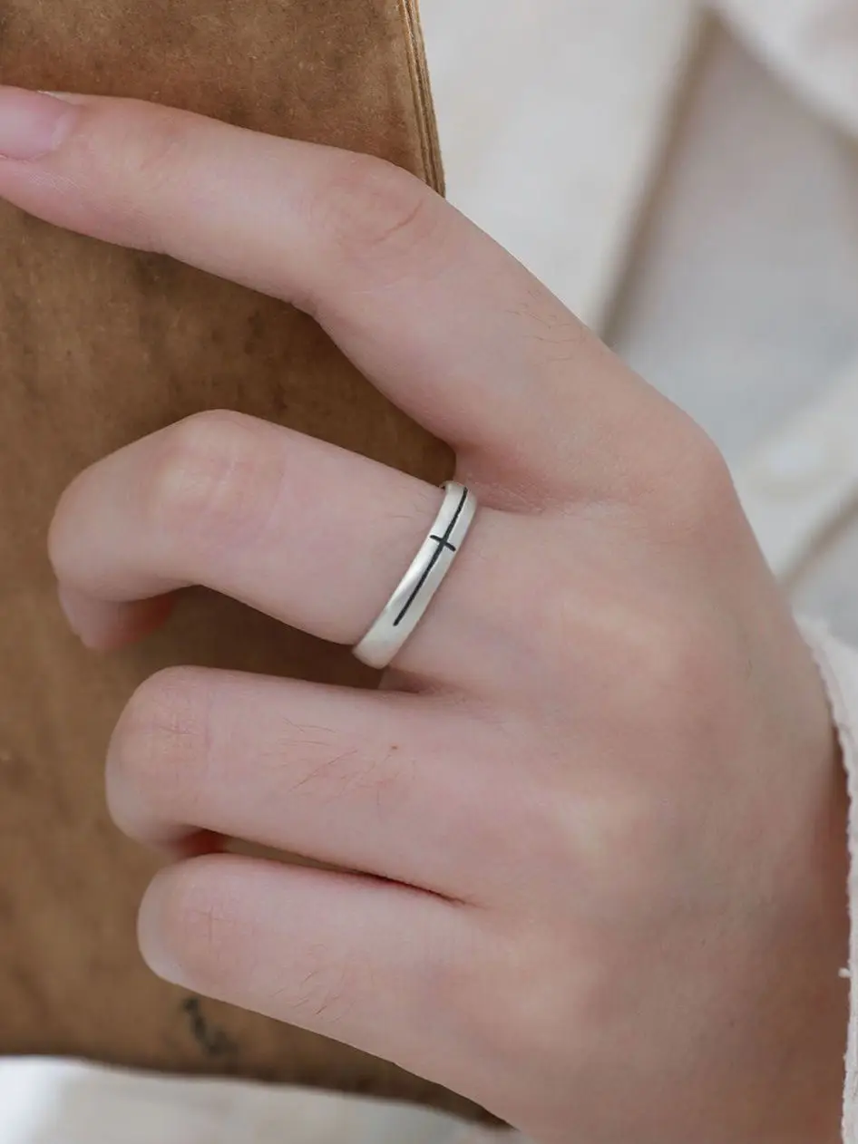 WEIER Vintage Matte Silver 925 Open Ring Unisex Simple Style Religious Symbol Jewelry out New Fashion Accessories
WEIER Vintage Matte Silver 925 Open Ring Unisex Simple Style Religious Symbol Jewelry out New Fashion Accessories