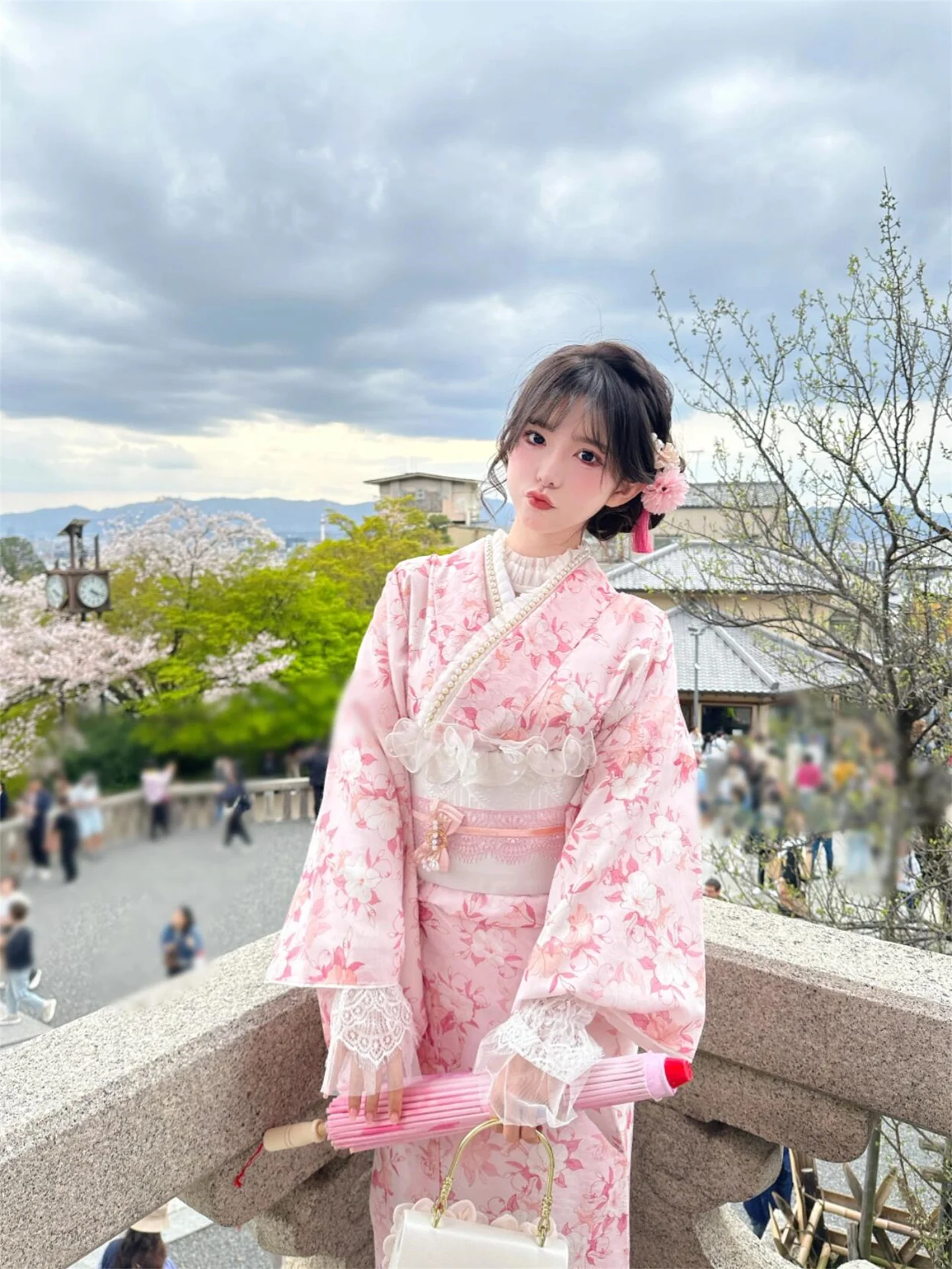 New Traditional Japanese Kimono Dress Photography Costume Improved Version Bathrobe Style Girls Clothing Polyester Fiber
New Traditional Japanese Kimono Dress Photography Costume Improved Version Bathrobe Style Girls Clothing Polyester Fiber