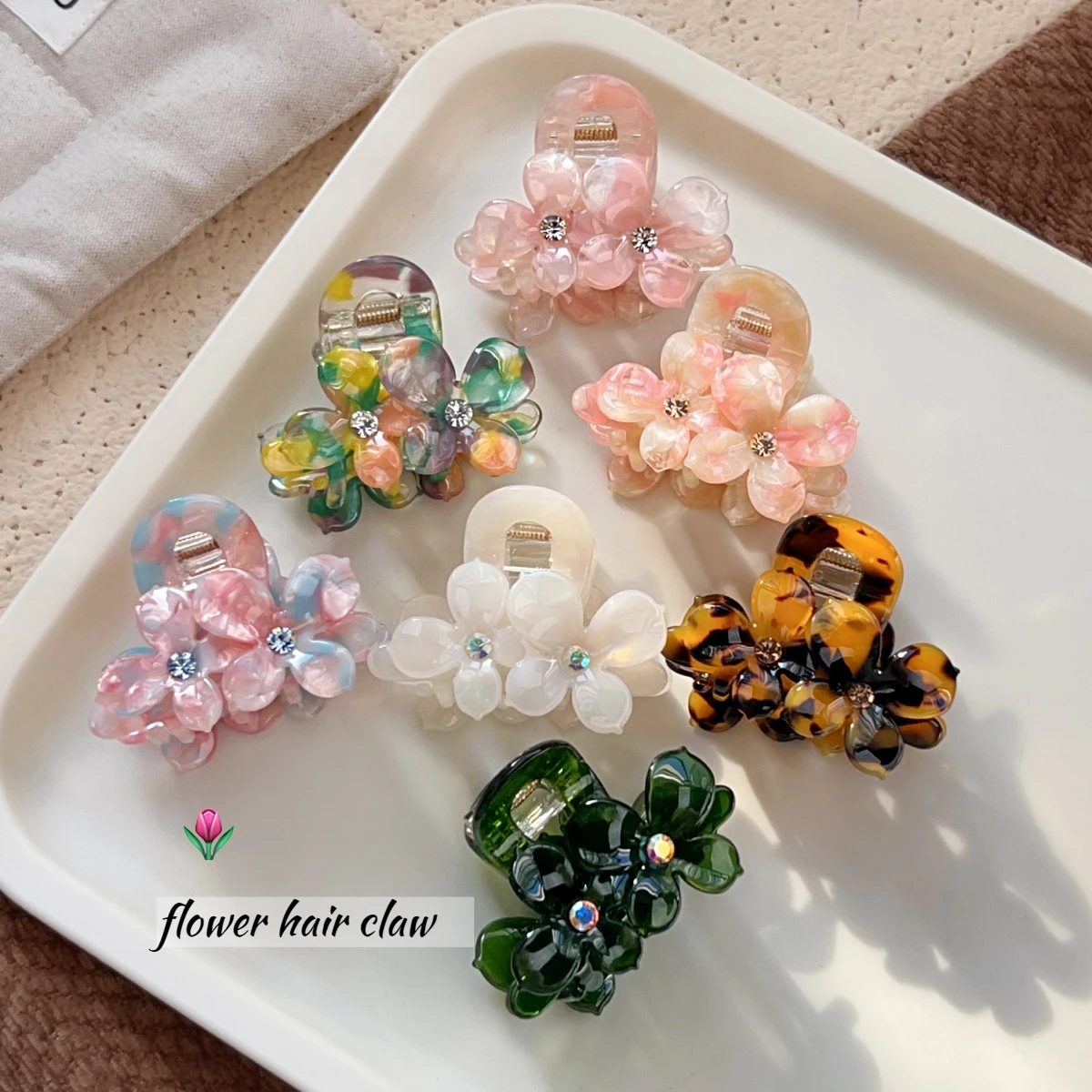 Muweordy New Diamond Flower Hair Claw Acetate Claw Clips Summer Medium Size Crab Hair Clip Hair Accessories for Women Girls
Muweordy New Diamond Flower Hair Claw Acetate Claw Clips Summer Medium Size Crab Hair Clip Hair Accessories for Women Girls