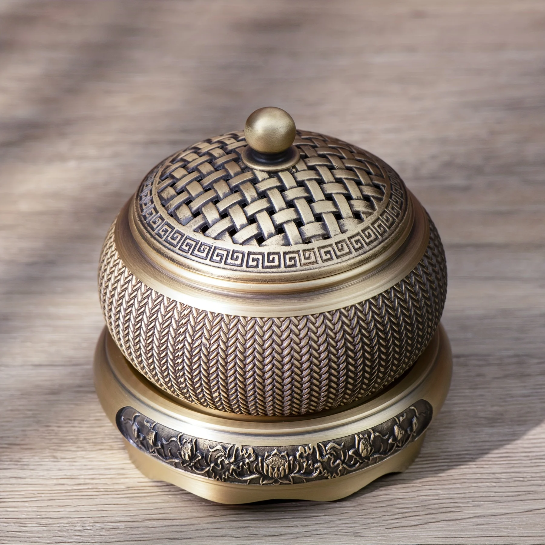 Pure Copper Vintage Brass Wheat Ear Incense Burner - Flat Bottom Incense Holder for Meditation & Yoga - Home Decor
Pure Copper Vintage Brass Wheat Ear Incense Burner - Flat Bottom Incense Holder for Meditation & Yoga - Home Decor