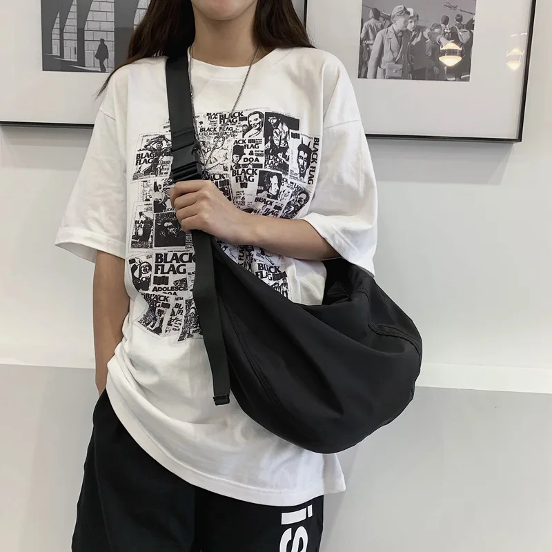 Crossbody Bags Men Solid Color Large Capacity Hobos Unisex Harajuku Japanese Style Nylon Waterproof Travel Shoulder Zipper Purse
Crossbody Bags Men Solid Color Large Capacity Hobos Unisex Harajuku Japanese Style Nylon Waterproof Travel Shoulder Zipper Purse