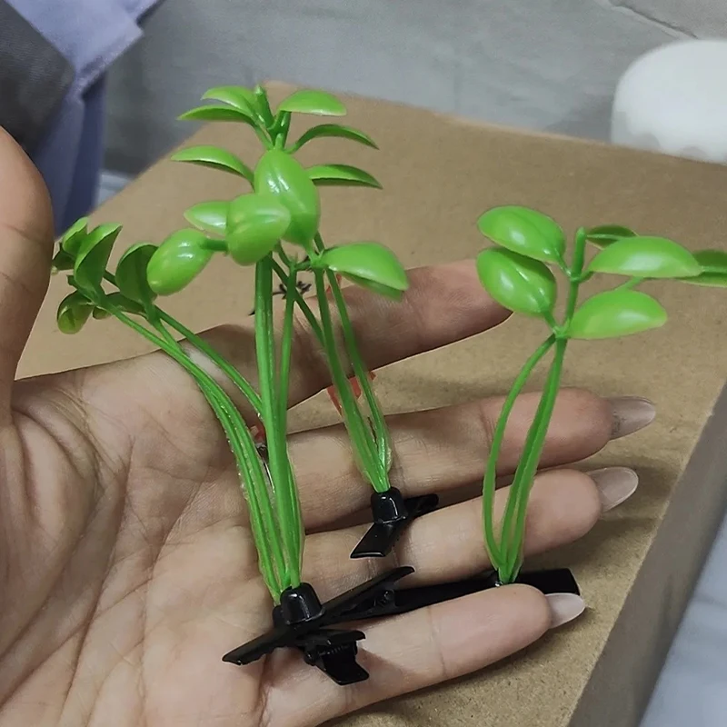 10 Pcs Green Sprout Grass Hair Clips Funny Grass Style Hairpins Plant Bean Sprout Hair Clips Unisex Prop Cosplay Party Headwear
10 Pcs Green Sprout Grass Hair Clips Funny Grass Style Hairpins Plant Bean Sprout Hair Clips Unisex Prop Cosplay Party Headwear