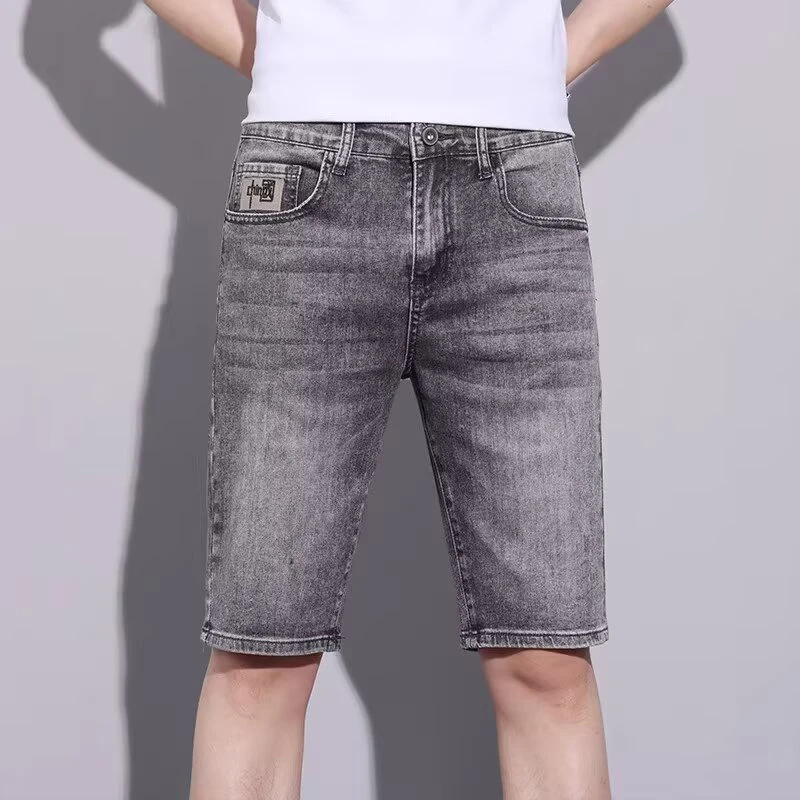 2026 New Men Knee-Length Denim Shorts Summer Loose Straight Stretch Casual Jeans Male Comfortable Versatile Embroidered Shorts
2026 New Men Knee-Length Denim Shorts Summer Loose Straight Stretch Casual Jeans Male Comfortable Versatile Embroidered Shorts