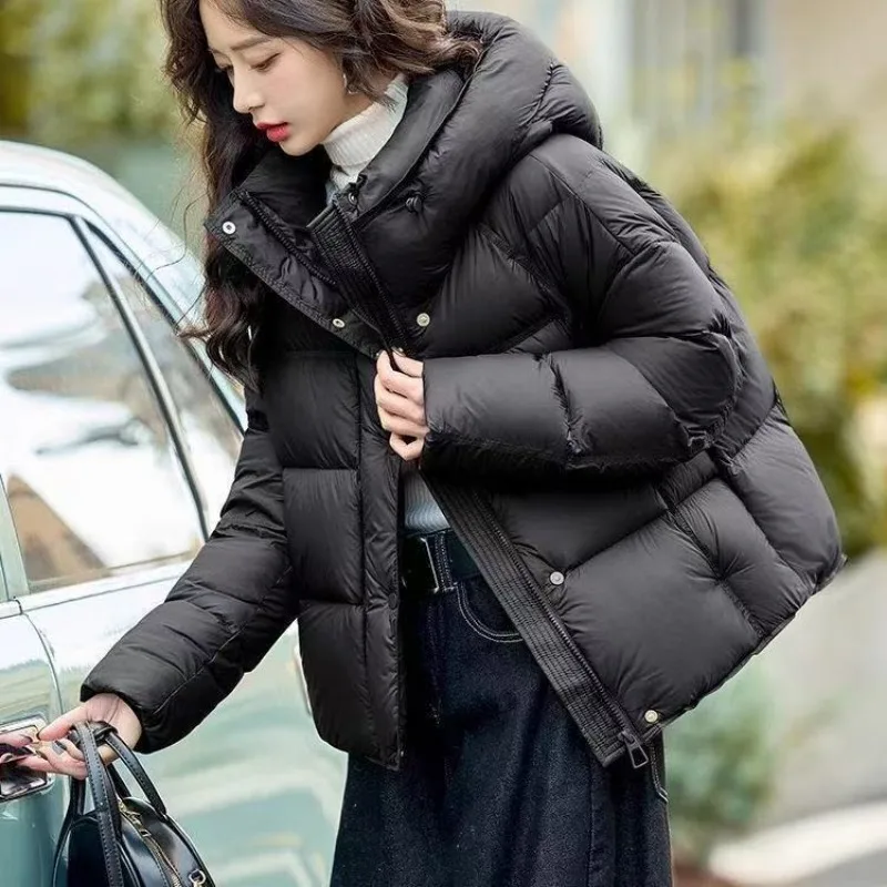 2025 НОВИНКА Женская зимняя хлопковая куртка с капюшоном, многофункциональным свободным кроем и стеганой хлопчатобумажной курткой
2025 НОВИНКА Женская зимняя хлопковая куртка с капюшоном, многофункциональным свободным кроем и стеганой хлопчатобумажной курткой