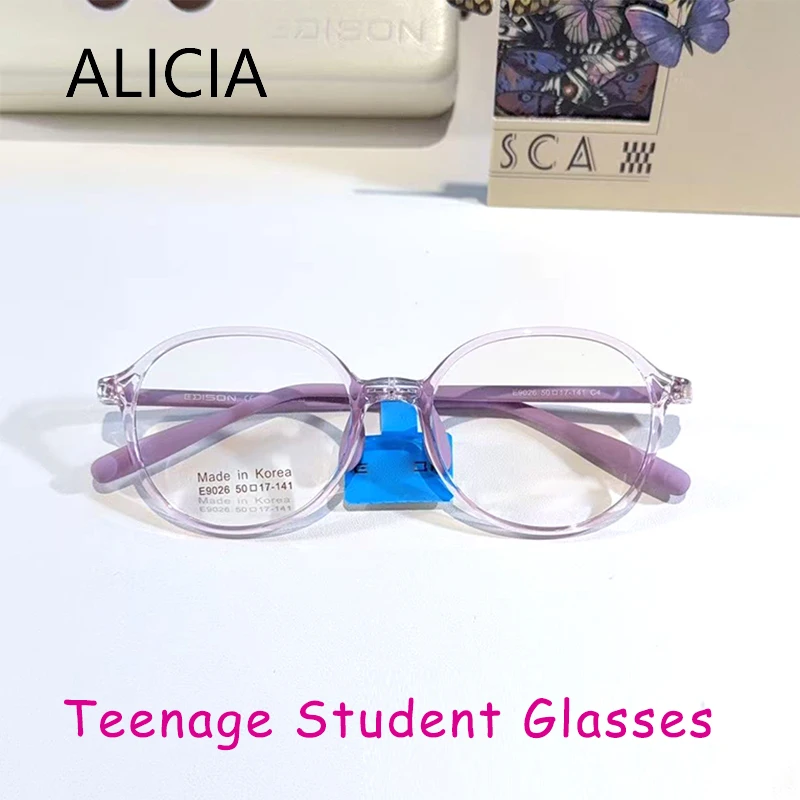 ALICIA удобные студенческие очки для мальчиков и девочек-подростков, ультра легкие очки из сплава TR90, оптическая оправа для очков по рецепту, детская
ALICIA удобные студенческие очки для мальчиков и девочек-подростков, ультра легкие очки из сплава TR90, оптическая оправа для очков по рецепту, детская