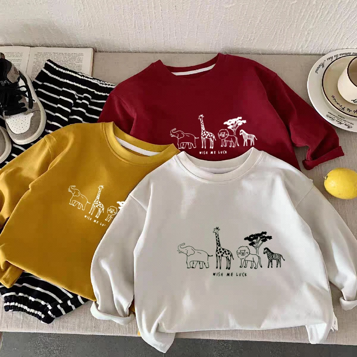 Spring/autumn Children's Clothes Long Sleeved T-shirt Korean Style Fashion Cartoon Tops Base Shirt Crewneck Pullover Kids Blouse
Spring/autumn Children's Clothes Long Sleeved T-shirt Korean Style Fashion Cartoon Tops Base Shirt Crewneck Pullover Kids Blouse