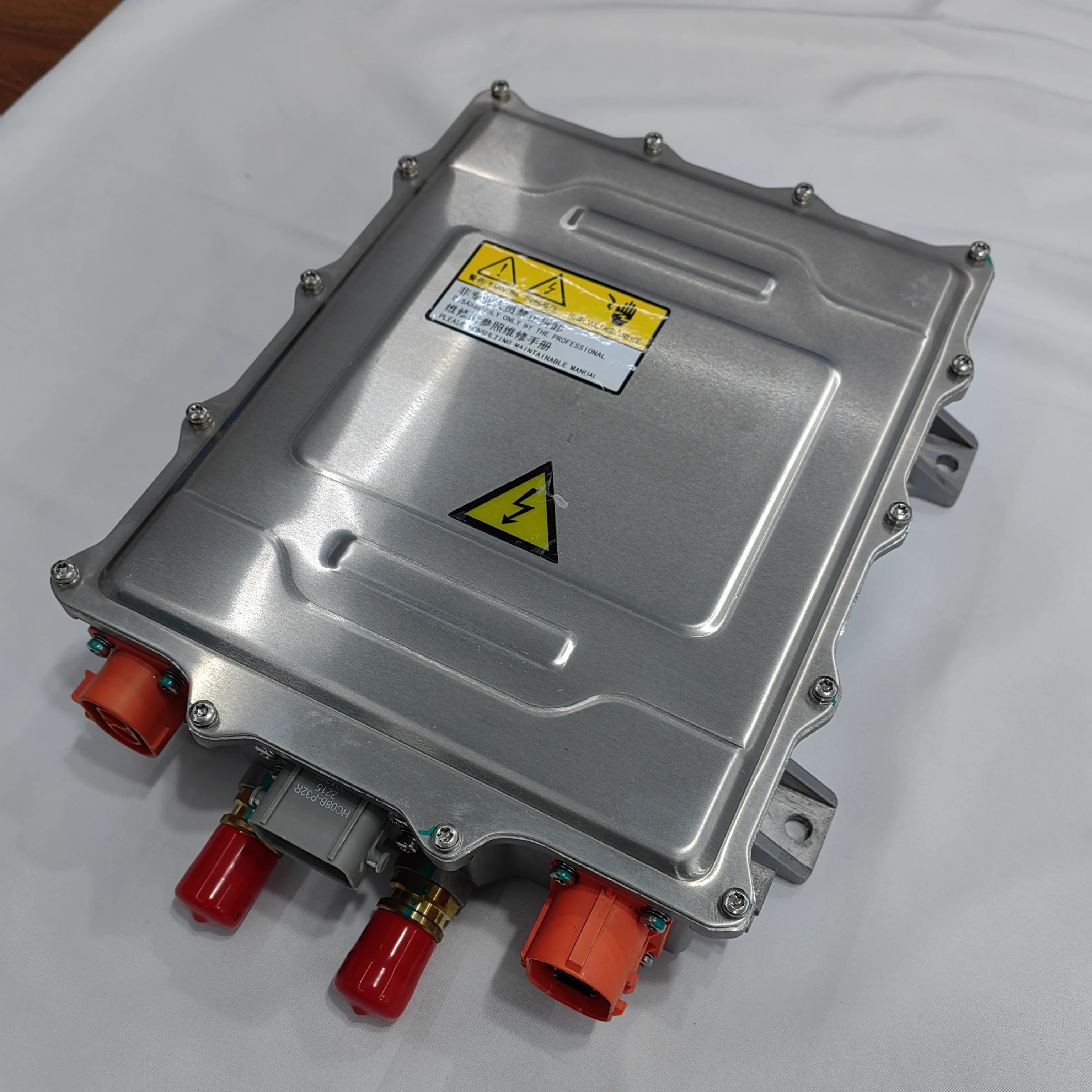 Cheap Price 6.6kW OBC Commercial On Board Charger For AC To DC EV Power Charger Air Cooling
Cheap Price 6.6kW OBC Commercial On Board Charger For AC To DC EV Power Charger Air Cooling