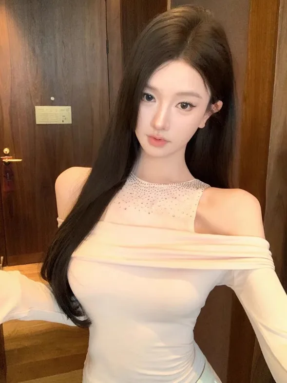 Shoulder Bared Long Sleeve T Shirt Women Early Autumn Pure Desire Style Mesh Short Top Ladies Knitted Standard Fit Commute Wind
Shoulder Bared Long Sleeve T Shirt Women Early Autumn Pure Desire Style Mesh Short Top Ladies Knitted Standard Fit Commute Wind