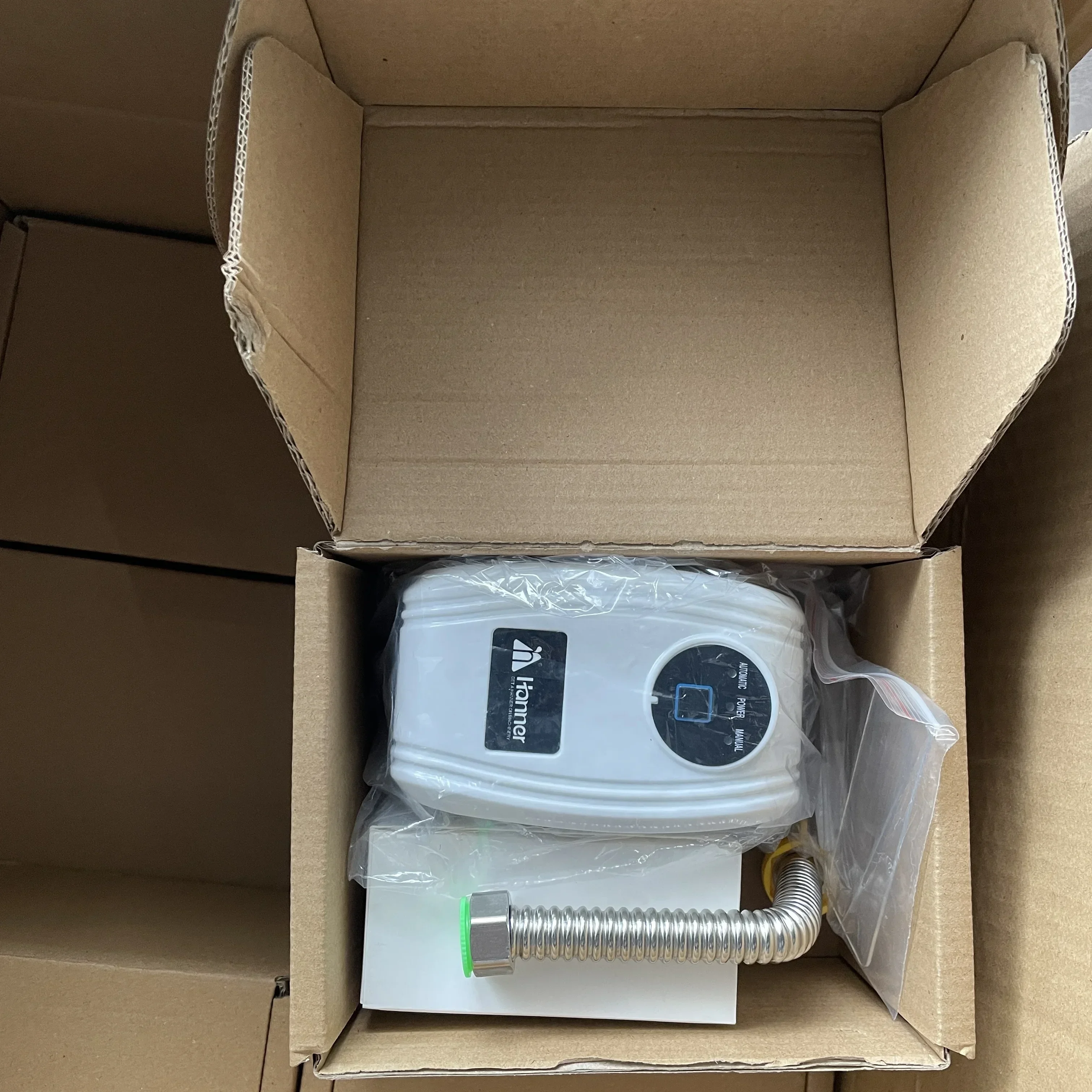 Smart Intelligent Water Pump Automatic Pressure Control Booster Pump Hot Sales for Home And Garden
Smart Intelligent Water Pump Automatic Pressure Control Booster Pump Hot Sales for Home And Garden