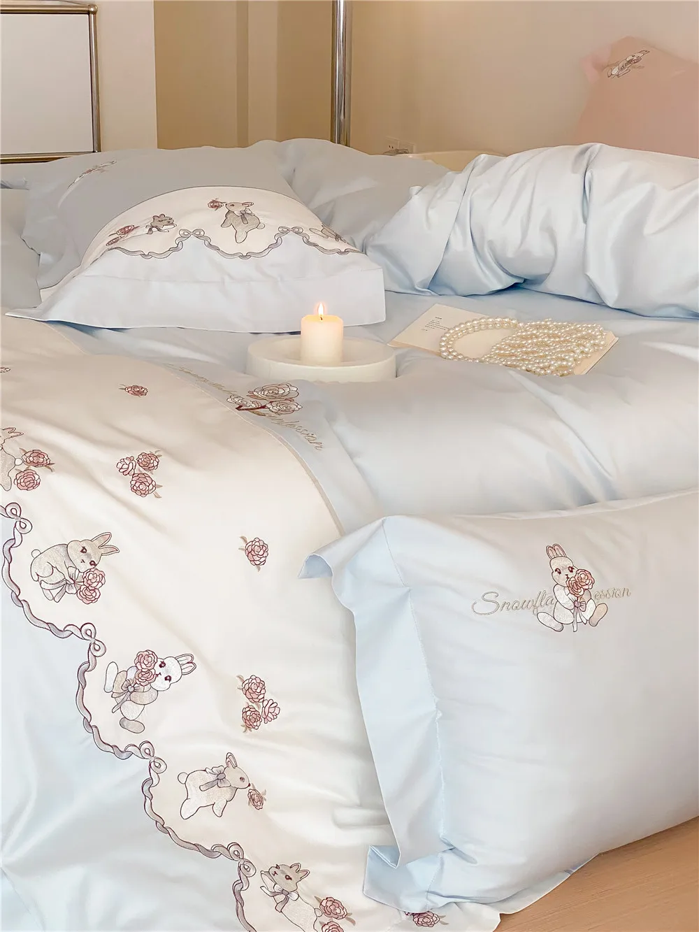 Little Fresh Long staple Cotton Four Piece Set Cute Rabbit Embroidered Quilt Cover Bed Sheet Pure Cotton Girl Heart Bedding
Little Fresh Long staple Cotton Four Piece Set Cute Rabbit Embroidered Quilt Cover Bed Sheet Pure Cotton Girl Heart Bedding