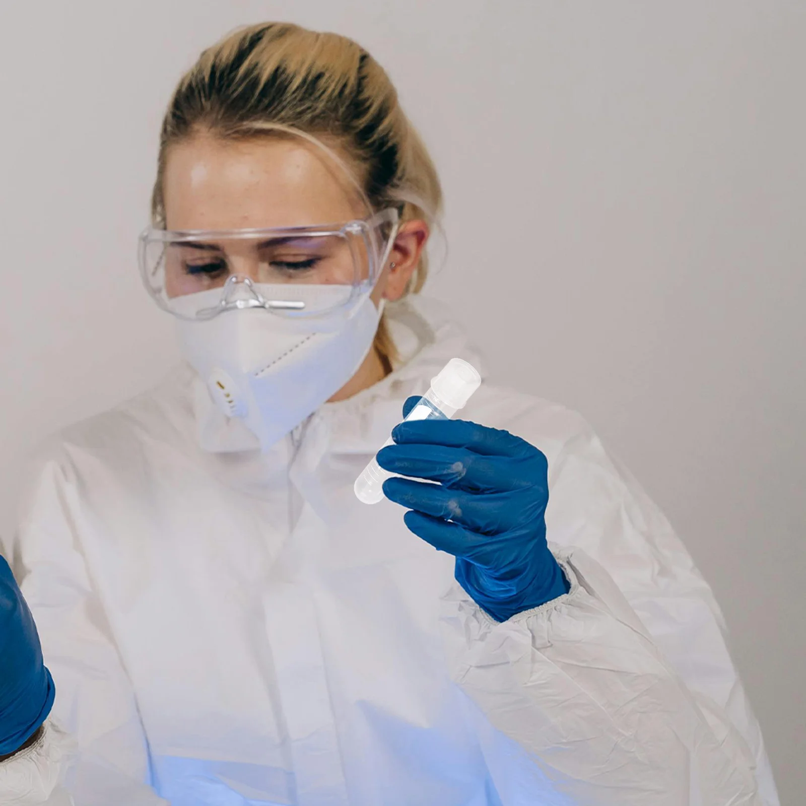 10Pcs Culture Tubes Plastic Test Tubes for Sample Storage with Caps Graduation Marks 12ml Small Tube Small Storage Tube 
10Pcs Culture Tubes Plastic Test Tubes for Sample Storage with Caps Graduation Marks 12ml Small Tube Small Storage Tube