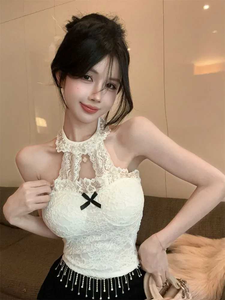 Pure Desire Lace Trim Backless Hollow out Women's Vest Winter New Style with Chest Pad Korean Style Short Length Commute Wind
Pure Desire Lace Trim Backless Hollow out Women's Vest Winter New Style with Chest Pad Korean Style Short Length Commute Wind