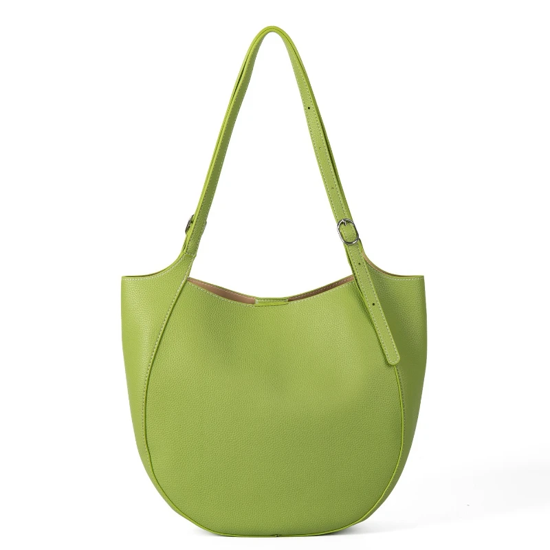 Retro versatile large capacity tote bag for women, Korean version, versatile and fashionable handbag, shoulder bag
Retro versatile large capacity tote bag for women, Korean version, versatile and fashionable handbag, shoulder bag