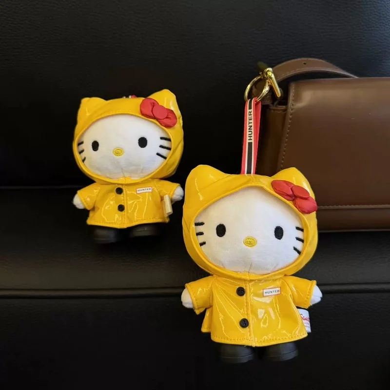 Плюшевая кукла-брелок Hello Kitty в стиле аниме, 10 см, в дождевике, с наполнителем из ПП-хлопка, кавайный подарок-подвеска для школьной сумки
Плюшевая кукла-брелок Hello Kitty в стиле аниме, 10 см, в дождевике, с наполнителем из ПП-хлопка, кавайный подарок-подвеска для школьной сумки