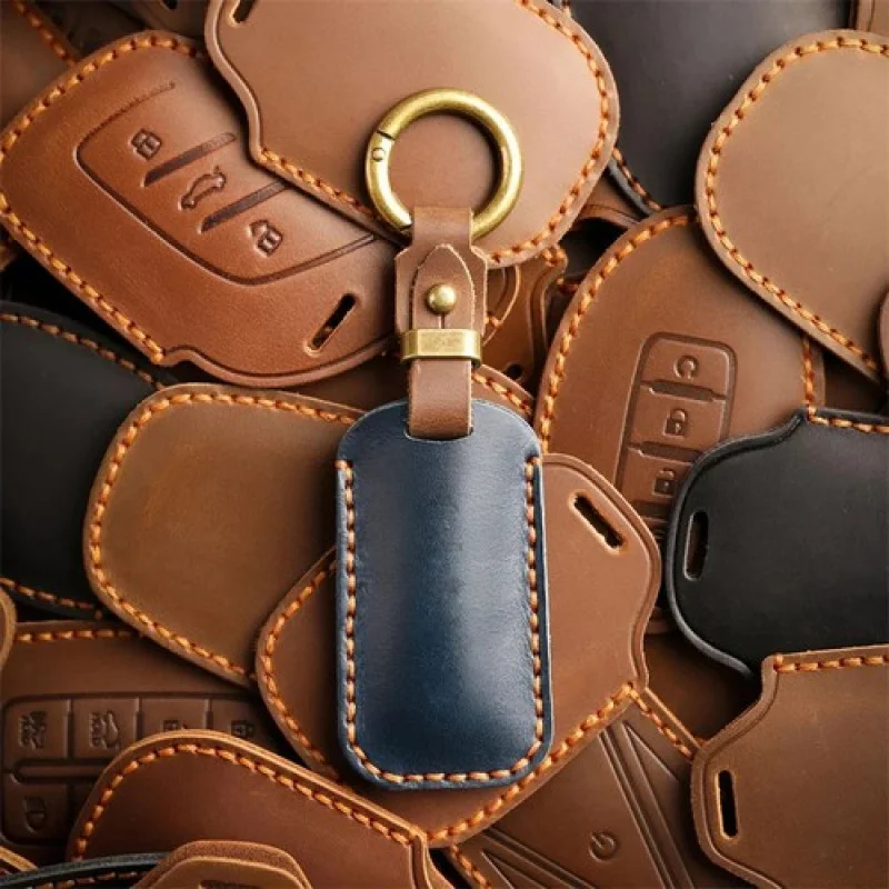 A+ For Volvo EX30 Leather Smart Remote Car Key Case Cover Protection Shell Keychain
A+ For Volvo EX30 Leather Smart Remote Car Key Case Cover Protection Shell Keychain