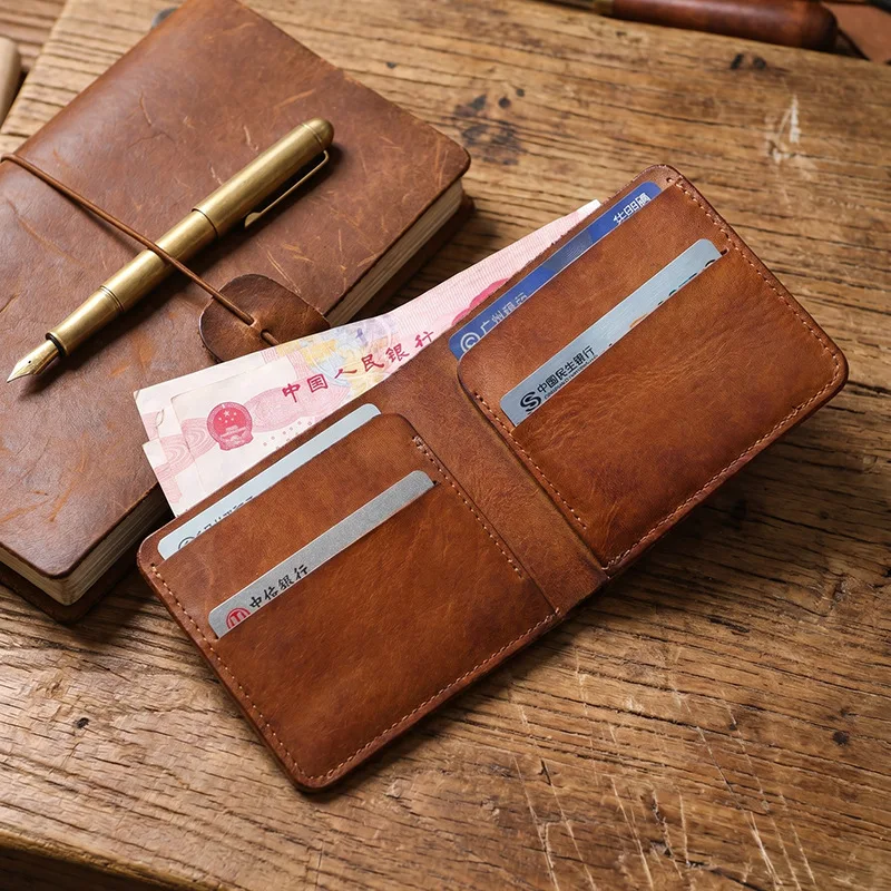 Handcrafted vegetable-tanned genuine leather short wallet, light and simple business wallet for men
Handcrafted vegetable-tanned genuine leather short wallet, light and simple business wallet for men