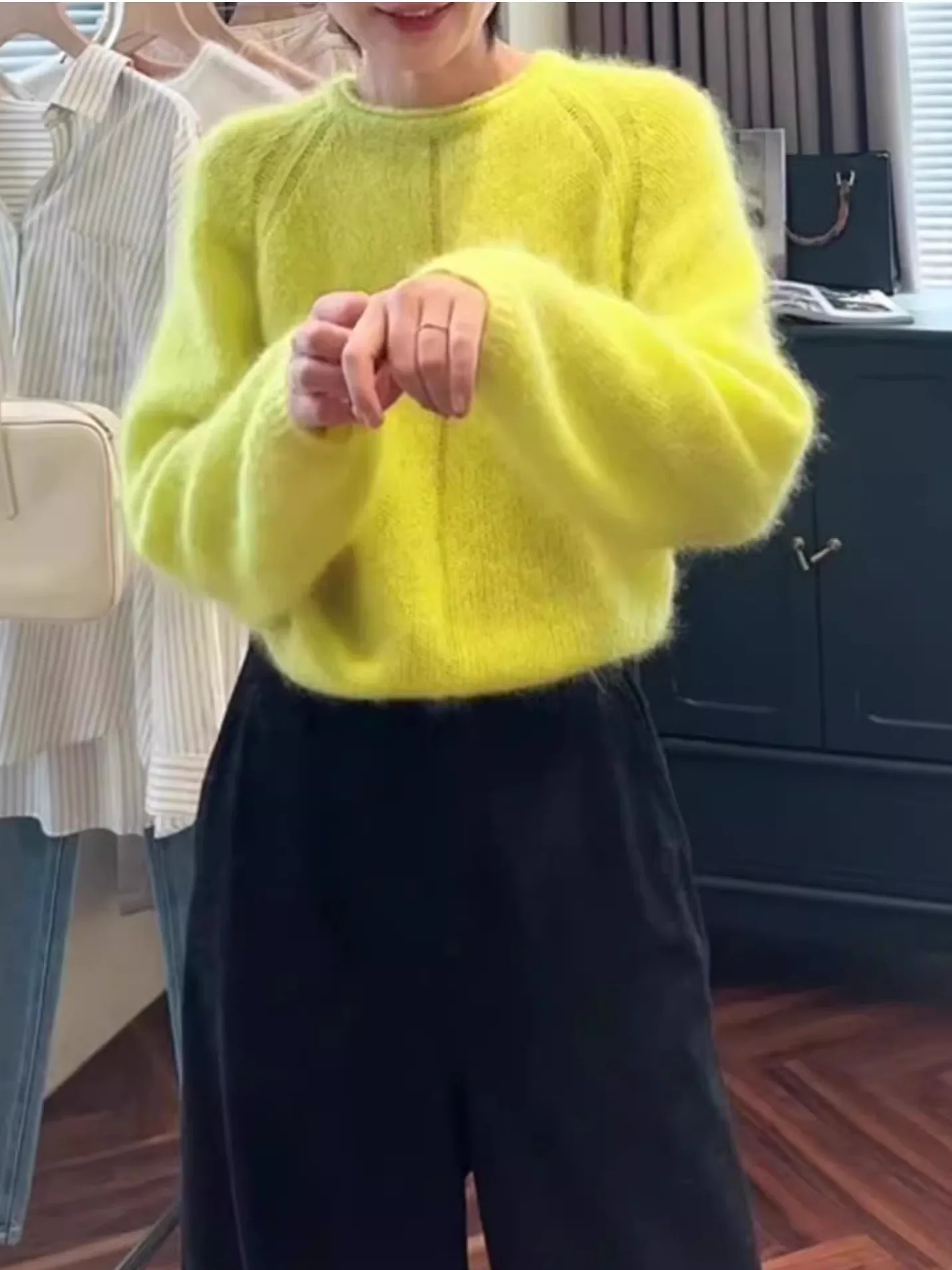Ladies' Vintage Style Knitted Sweater round Neck Hollow out Lazy Fashion Wool Cashmere Short Sleeve Thermal Casual Autumn New
Ladies' Vintage Style Knitted Sweater round Neck Hollow out Lazy Fashion Wool Cashmere Short Sleeve Thermal Casual Autumn New