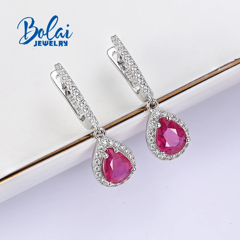 Simple pear shape dangling earrings with natural treated africa ruby S925 silver fine jewelry for women girl birthday party gift
Simple pear shape dangling earrings with natural treated africa ruby S925 silver fine jewelry for women girl birthday party gift