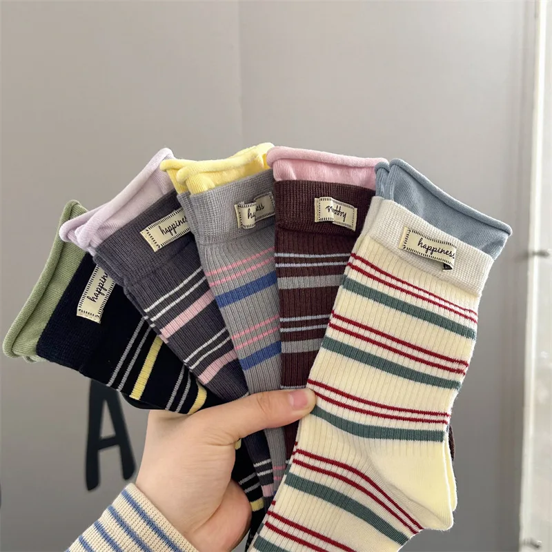 5 Pairs Women's Autumn Winter Striped Mid-Calf Socks Ladies Faux Two-Piece Panel Design Woman Cotton Socks Set High Quality 2025
5 Pairs Women's Autumn Winter Striped Mid-Calf Socks Ladies Faux Two-Piece Panel Design Woman Cotton Socks Set High Quality 2025