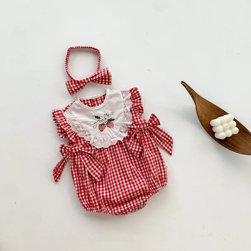 ZOETOPKID Summer Baby Clothing Strawberry Embroidery Blue Stripe Girls Bodysuits Sleeveless Lace Collar and Bow Rompers
ZOETOPKID Summer Baby Clothing Strawberry Embroidery Blue Stripe Girls Bodysuits Sleeveless Lace Collar and Bow Rompers