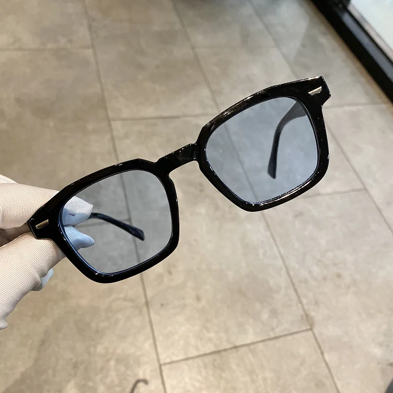 New Vintage Square Sunglasses Fashion Design Retro Sun Glasses Female Lady Eyeglass Cat Eye Casual Goggles UV400
New Vintage Square Sunglasses Fashion Design Retro Sun Glasses Female Lady Eyeglass Cat Eye Casual Goggles UV400