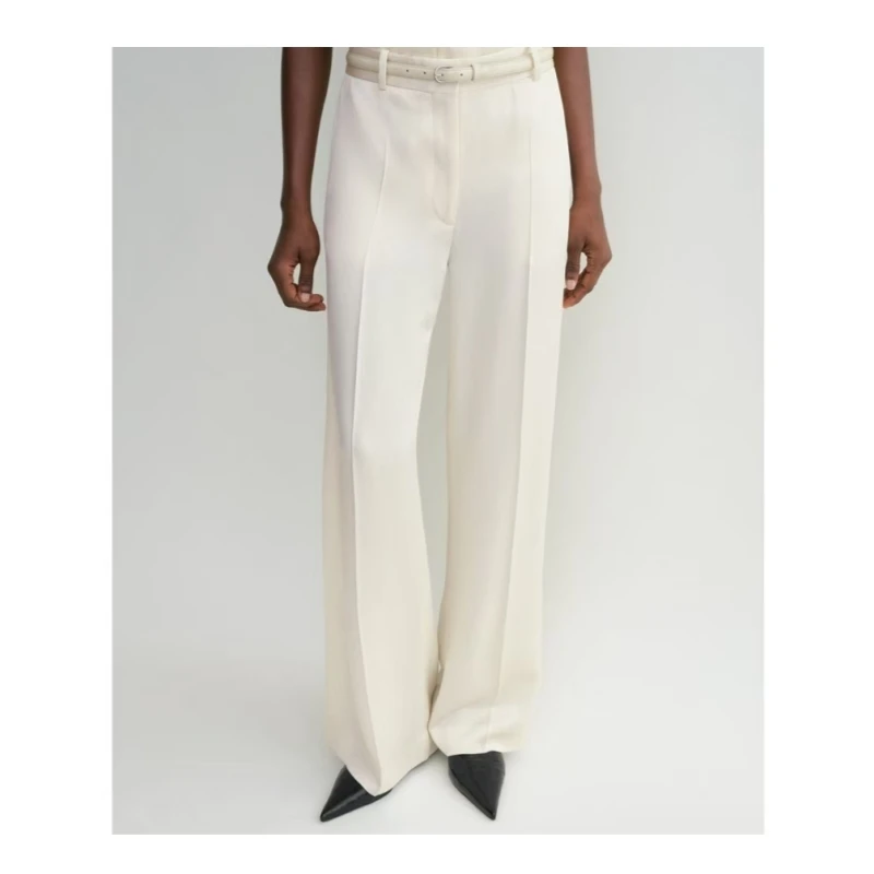 Nordic style TT satin women's 2025 new commuting hanging foot slit straight leg pants
Nordic style TT satin women's 2025 new commuting hanging foot slit straight leg pants