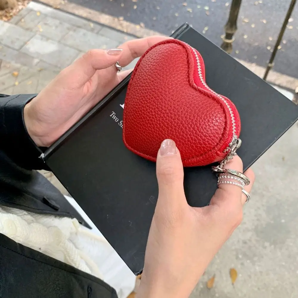 Кошелек-подвеска из искусственной кожи, монетница на молнии, милый держатель для карт в корейском стиле, мини-сумочка-клатч для хранения, женская
Кошелек-подвеска из искусственной кожи, монетница на молнии, милый держатель для карт в корейском стиле, мини-сумочка-клатч для хранения, женская