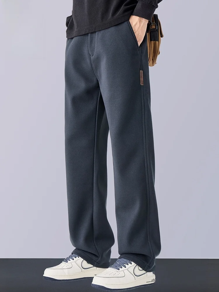 Мужские прямые брюки свободного кроя, повседневные, весна 2026, модные спортивные длинные брюки из полиэстера, не мнущиеся
Мужские прямые брюки свободного кроя, повседневные, весна 2026, модные спортивные длинные брюки из полиэстера, не мнущиеся