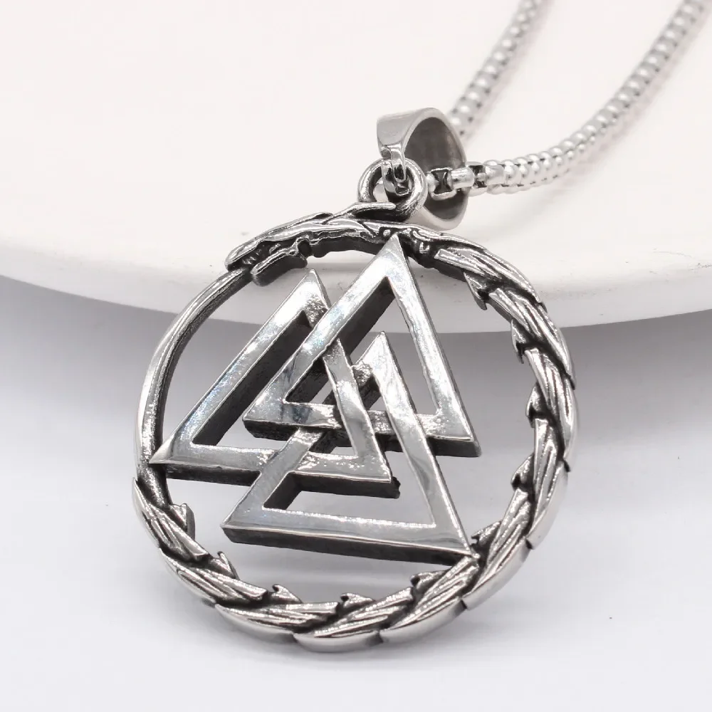 Vintage Fashion Triangle Knot Stainless Steel Pendant Men's for Necklace Chains
Vintage Fashion Triangle Knot Stainless Steel Pendant Men's for Necklace Chains
