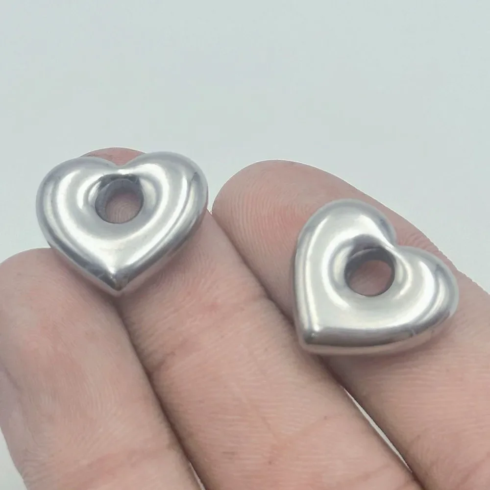 WZNB 5Pcs Hollow Heart Charms for Jewelry Making Stainless Steel Pendant Beads Diy Earring Necklace Handmade Accessories
WZNB 5Pcs Hollow Heart Charms for Jewelry Making Stainless Steel Pendant Beads Diy Earring Necklace Handmade Accessories