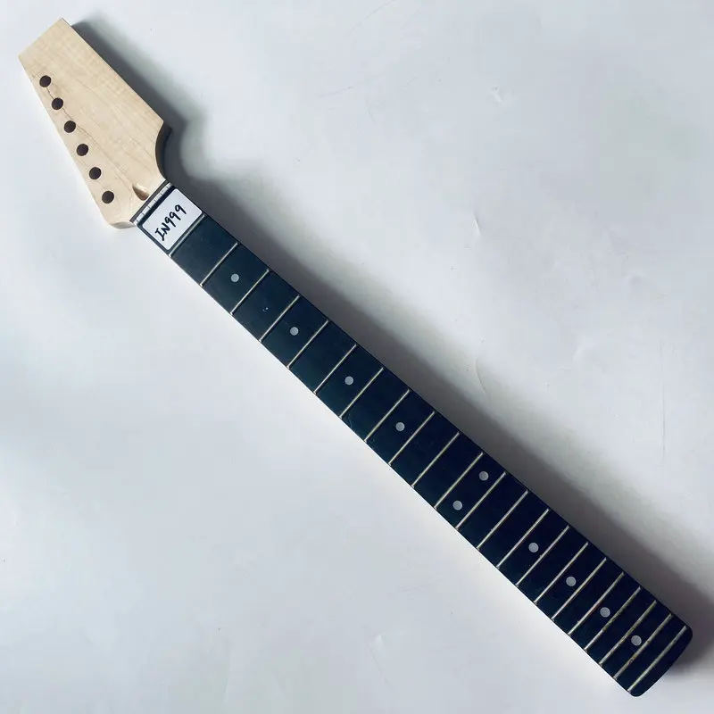IN999 Uncut Headstock ST Guitar 22 Frets Electric Guitar Neck Replace and DIY Custom Guitar Parts Surface Damages and Dirty
IN999 Uncut Headstock ST Guitar 22 Frets Electric Guitar Neck Replace and DIY Custom Guitar Parts Surface Damages and Dirty