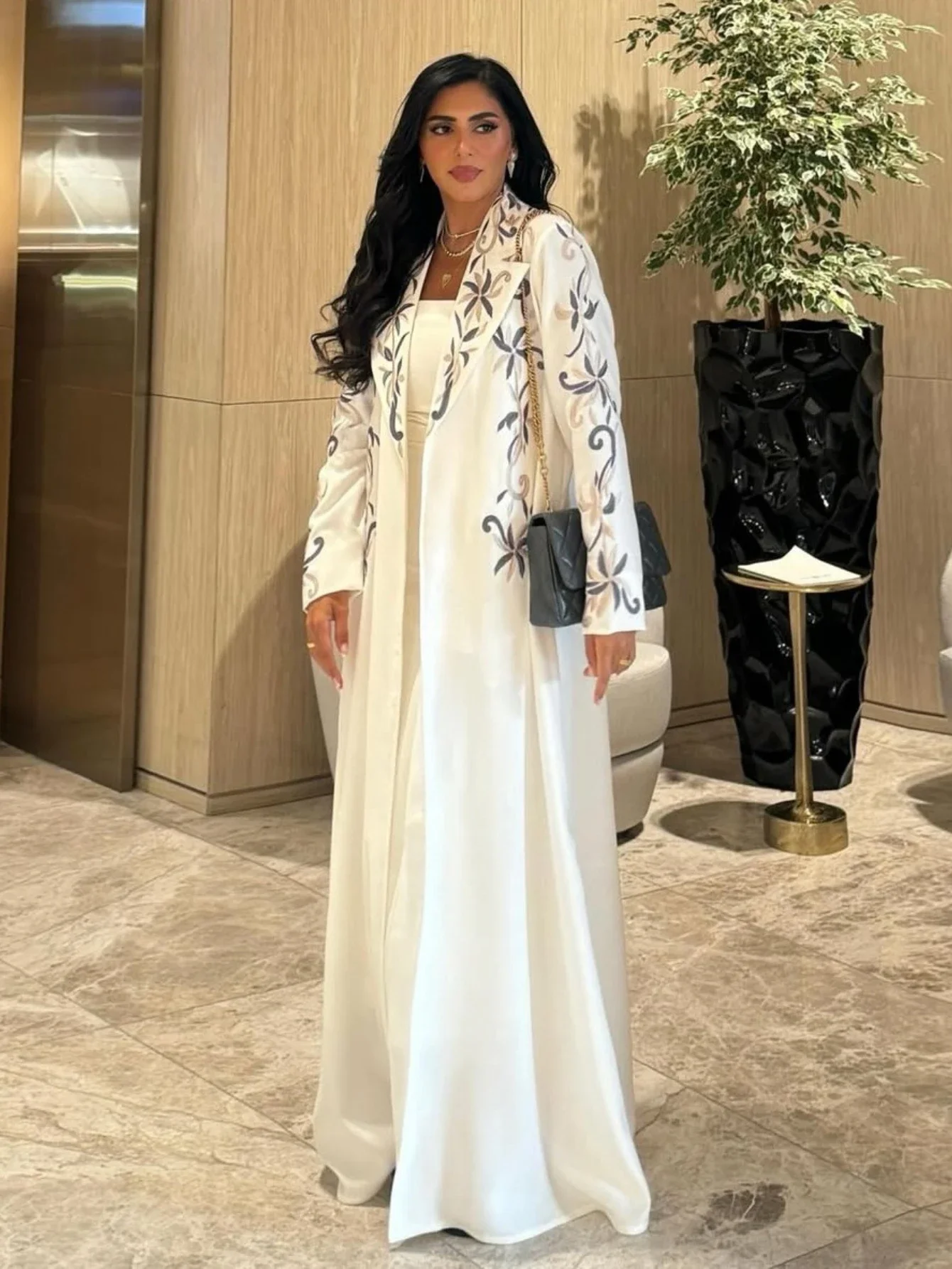 Ид вышивка открытая Абая женское платье-кардиган с принтом мусульманский Дубай Марокко кафтан Рамадан Саудовский халат Vestidos Largos кафтан 2026
Ид вышивка открытая Абая женское платье-кардиган с принтом мусульманский Дубай Марокко кафтан Рамадан Саудовский халат Vestidos Largos кафтан 2026