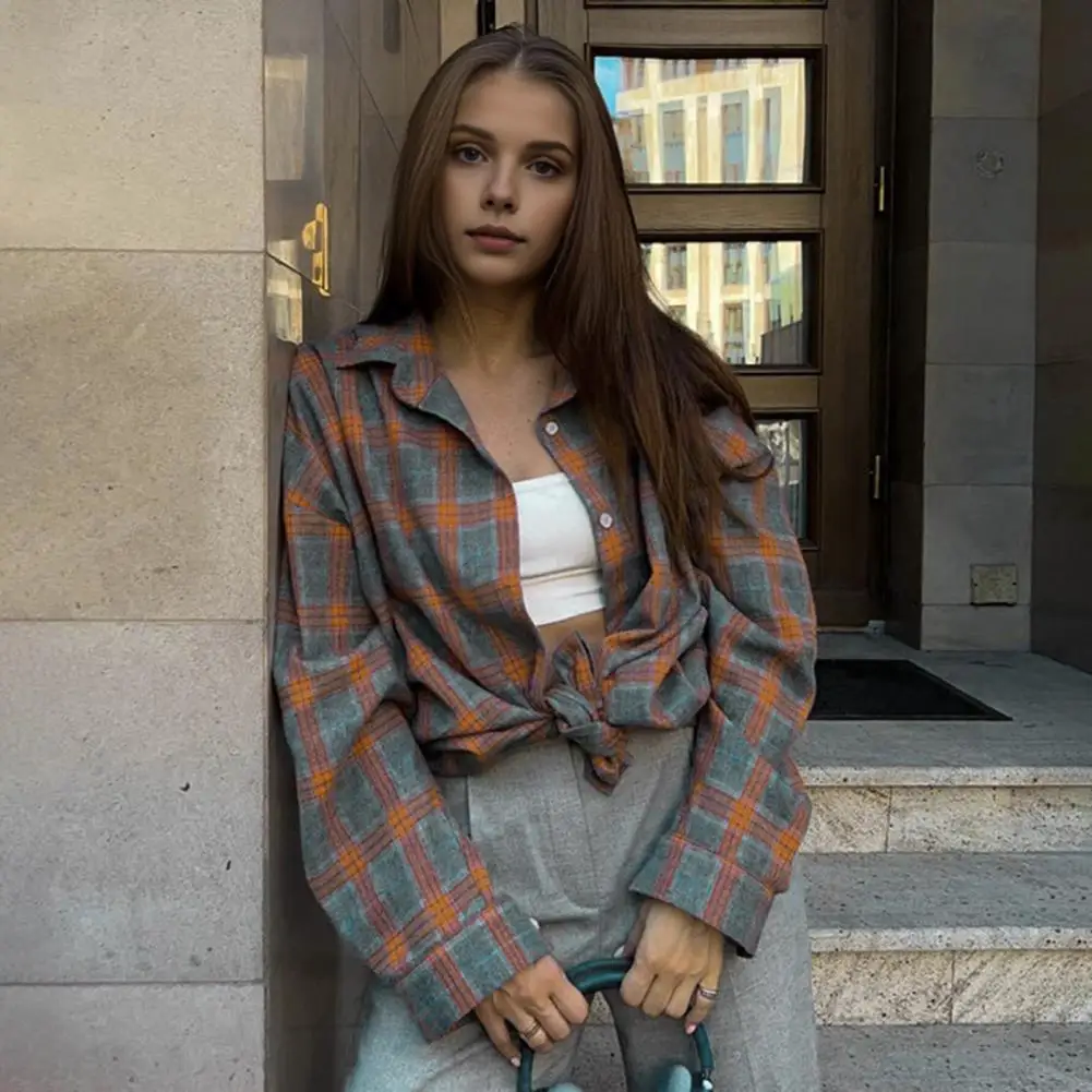 Shirt Top Plaid Print Lapel Shirt for Women with Long Sleeve Flap Pockets Loose Fit Single Breasted Shirt Comfortable Breathable
Shirt Top Plaid Print Lapel Shirt for Women with Long Sleeve Flap Pockets Loose Fit Single Breasted Shirt Comfortable Breathable