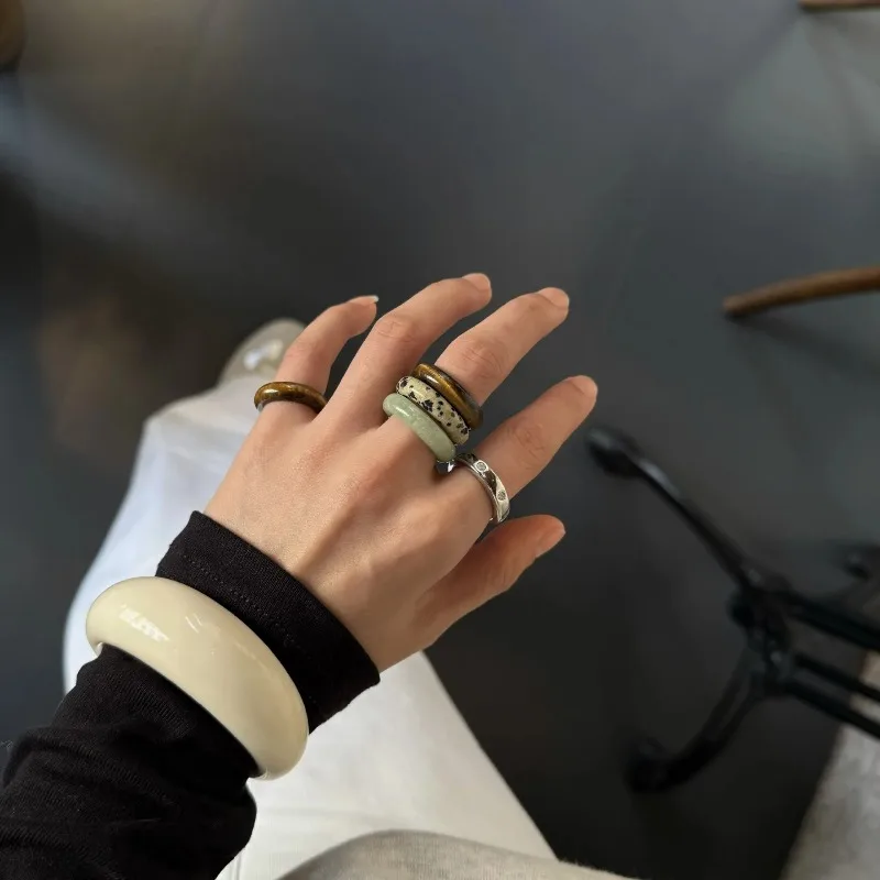 Tiger Eye Stone Natural Ring Retro Fashion Index Finger Temperament Personality Elegant Ins Versatile Spot Ring
Tiger Eye Stone Natural Ring Retro Fashion Index Finger Temperament Personality Elegant Ins Versatile Spot Ring