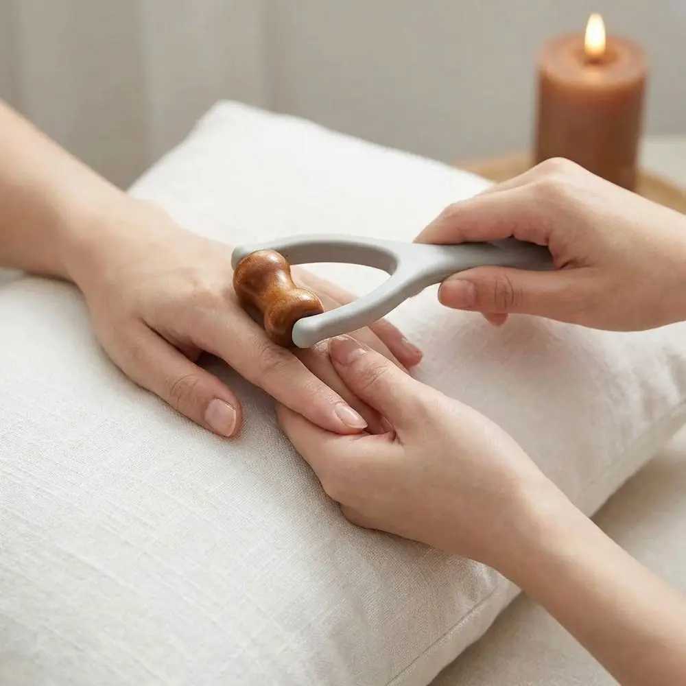 Двусторонний роликовый массажер для пальцев, деревянный массажер для рук в форме косточки, для снятия напряжения с меридианов и суставов, инструмент для акупрессуры, снятие стресса
Двусторонний роликовый массажер для пальцев, деревянный массажер для рук в форме косточки, для снятия напряжения с меридианов и суставов, инструмент для акупрессуры, снятие стресса