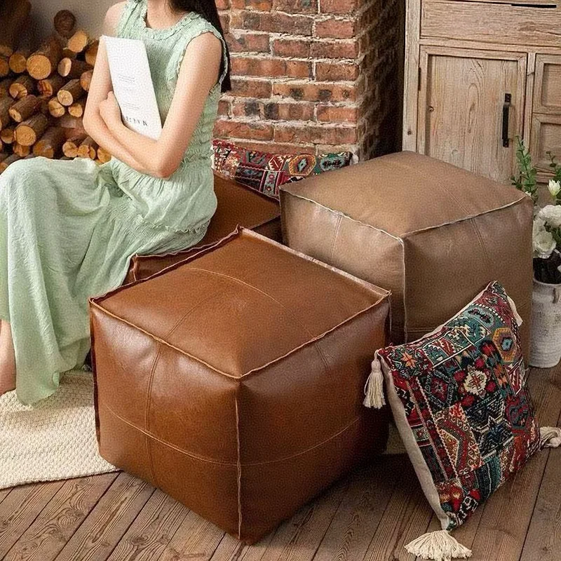 Lazy people sit on the pier, idle old clothes, store sofas, low stools, living rooms, bay windows, leather stools, leather cushi
Lazy people sit on the pier, idle old clothes, store sofas, low stools, living rooms, bay windows, leather stools, leather cushi