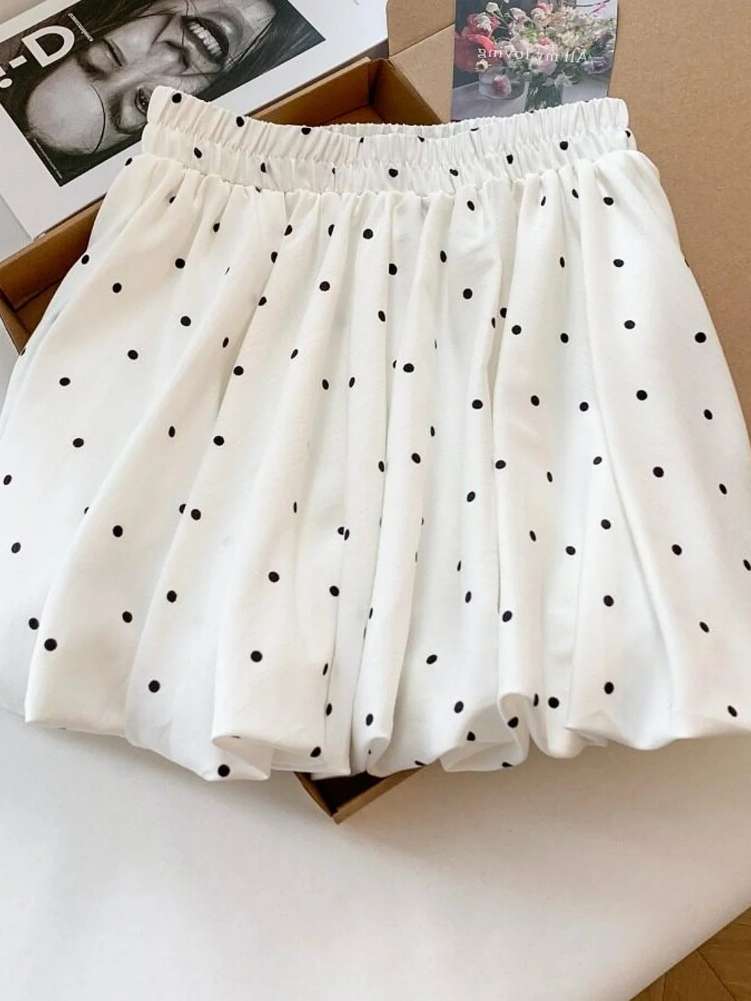 Elegant Sweet Ballet Style Flower Bud Short Skirt for Women Polyester Fiber mid Waist Design Summer Fashion Slimming Skirt
Elegant Sweet Ballet Style Flower Bud Short Skirt for Women Polyester Fiber mid Waist Design Summer Fashion Slimming Skirt