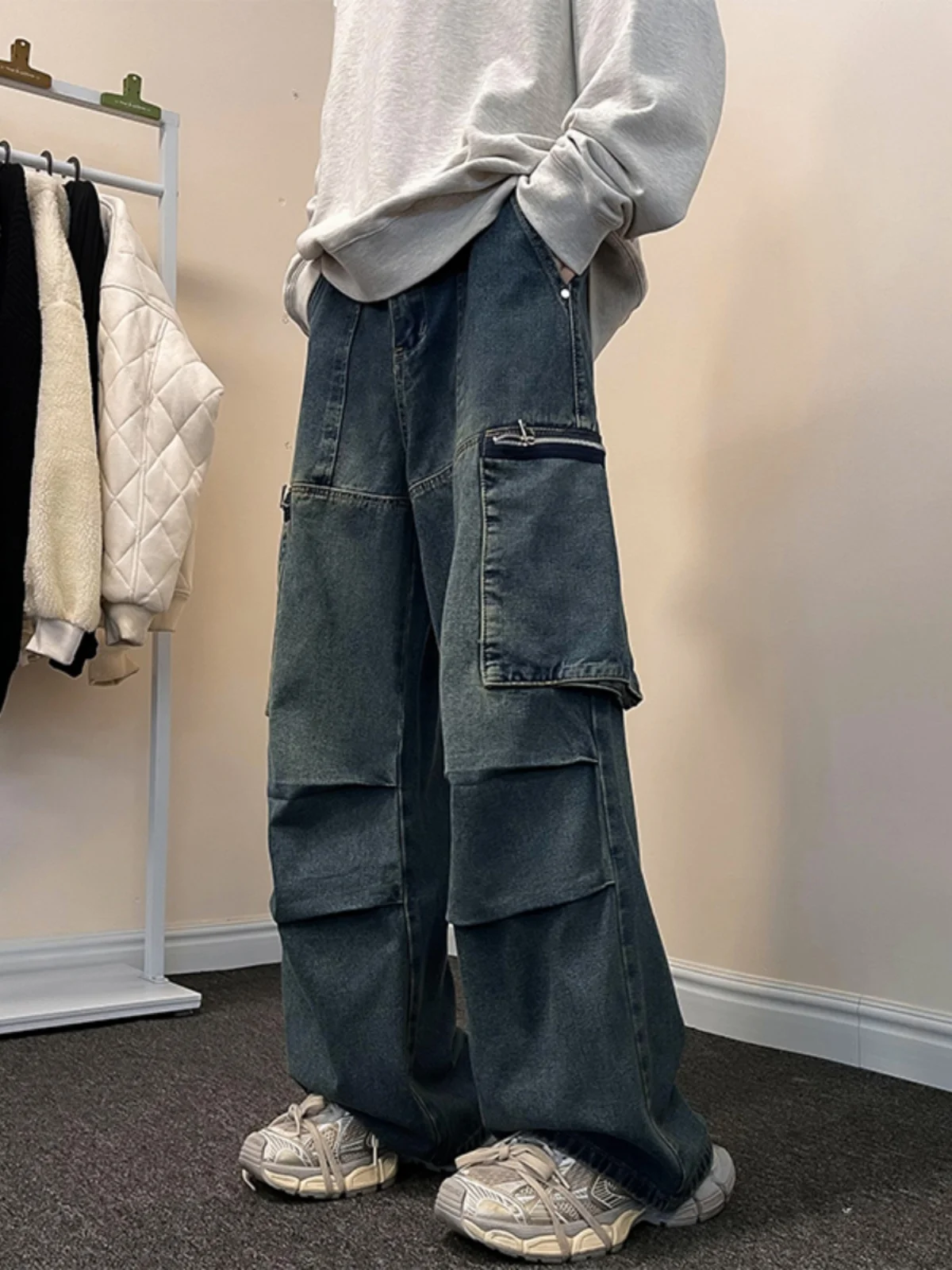 Casual Straight Leg Jeans Men's Workwear Wide Leg High Street Faion Loose Design Large Size Comfortable Autumn Leisure Pants
Casual Straight Leg Jeans Men's Workwear Wide Leg High Street Faion Loose Design Large Size Comfortable Autumn Leisure Pants