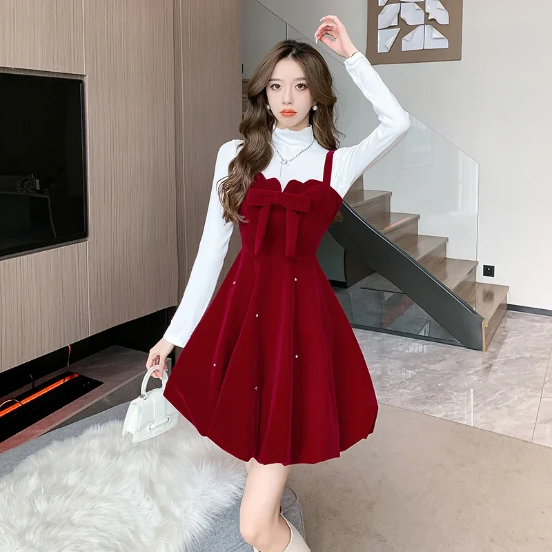 Sweet Hot Girl Christmas Suit Women's Fall/Winter Bow Velvet Strap Dress Slim Long-sleeve Shirt Two-piece Set Female Clothes
Sweet Hot Girl Christmas Suit Women's Fall/Winter Bow Velvet Strap Dress Slim Long-sleeve Shirt Two-piece Set Female Clothes