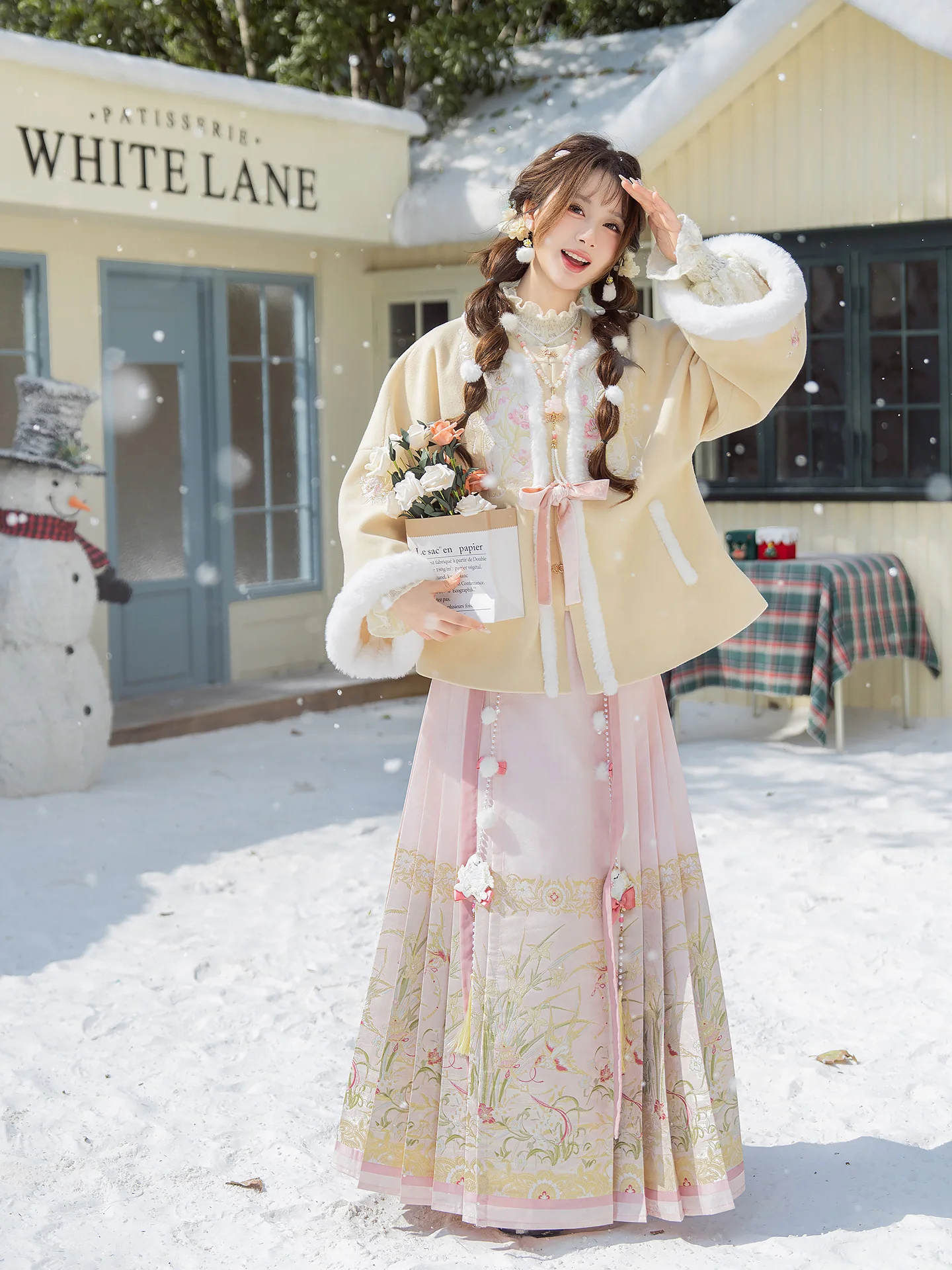 Теплое пальто с круглым вырезом и флисовой подкладкой, женский комплект, оригинальный национальный стиль, с вышивкой в виде облаков и луны, модифицированный ханьфу для...
Теплое пальто с круглым вырезом и флисовой подкладкой, женский комплект, оригинальный национальный стиль, с вышивкой в виде облаков и луны, модифицированный ханьфу для...