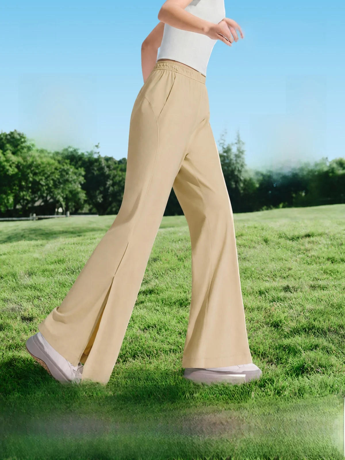 Banana Leaf Women's Spring Summer New Wide Leg Pants Sun Protection Micro Flared Transparent Slimming Quick Dry Long Pants
Banana Leaf Women's Spring Summer New Wide Leg Pants Sun Protection Micro Flared Transparent Slimming Quick Dry Long Pants