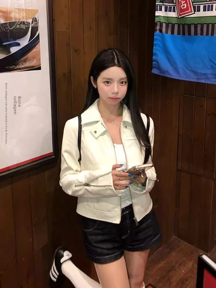 Casual White PU Leather Biker Sle ort Jaet Women's 2025 New Sle Small Size Workwear Leather Coat Zipper round Ne
Casual White PU Leather Biker Sle ort Jaet Women's 2025 New Sle Small Size Workwear Leather Coat Zipper round Ne