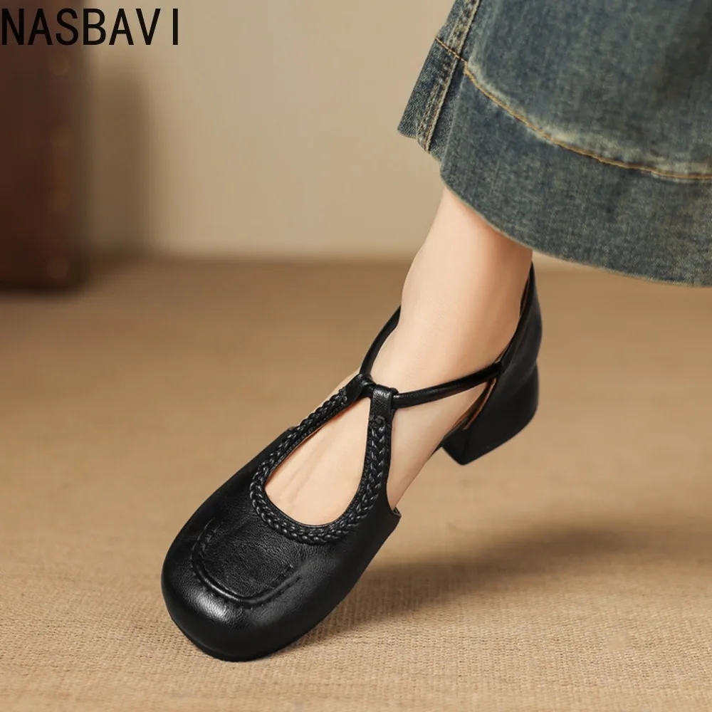 Women's T-Strap Shallow Flat Sandals Soft Leather Rome French Slip-on Single Shoes Retro Round Toe Shoes for Women Summer 32-43
Women's T-Strap Shallow Flat Sandals Soft Leather Rome French Slip-on Single Shoes Retro Round Toe Shoes for Women Summer 32-43
