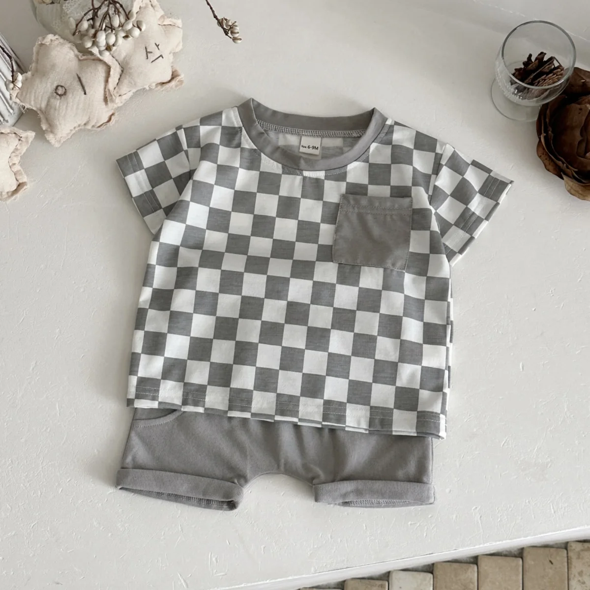 2Pcs Baby Summer Checkerboard Outfits T-Shirt Shorts Set Toddler Clothes Suitable for babies aged 0-3 years old
2Pcs Baby Summer Checkerboard Outfits T-Shirt Shorts Set Toddler Clothes Suitable for babies aged 0-3 years old
