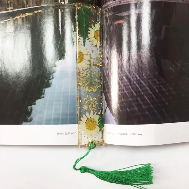 Transparent Resin Bookmark Gum Flower Transparent Bookmark Resin Bookmark For Personalized Gift Gift Idea
Transparent Resin Bookmark Gum Flower Transparent Bookmark Resin Bookmark For Personalized Gift Gift Idea